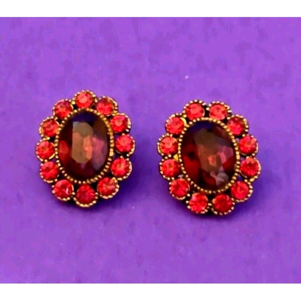 Vtg Hollycraft Rhinestone Clip On Earrings Red Oval Bronze Tone 1"